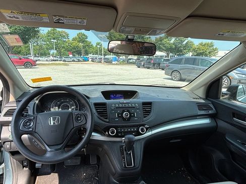 Used 2016 Honda CR-V SE image 10