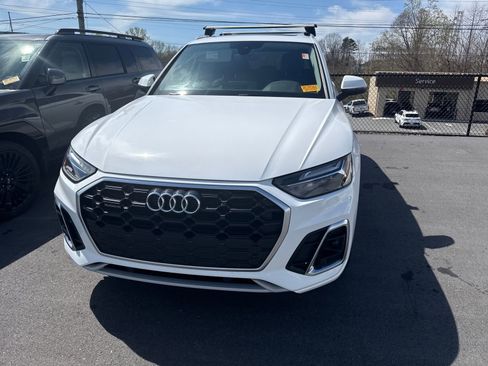 Used 2023 Audi Q5 2.0T Premium image 3