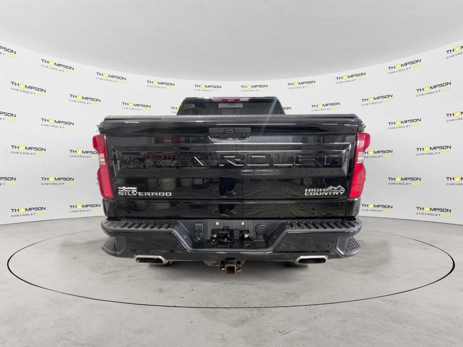 Certified 2021 Chevrolet Silverado 1500 High Country w/ Technology Package AWD/4WD image 4