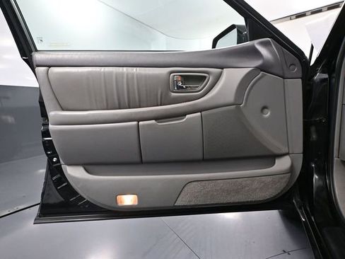 Used 2002 Toyota Avalon XL image 17