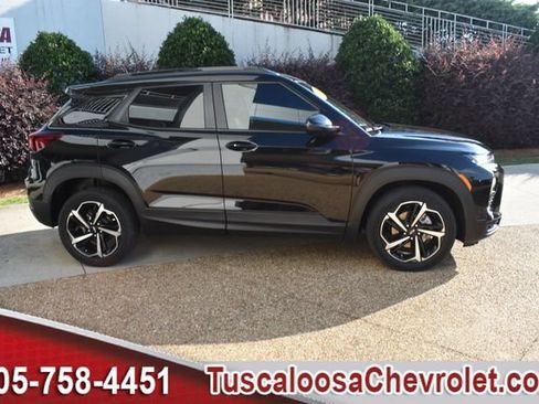 Certified 2022 Chevrolet TrailBlazer RS w/ Convenience Package FWD image 11