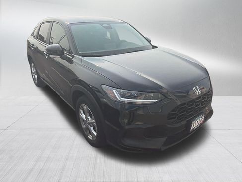 Used 2024 Honda HR-V LX image 3