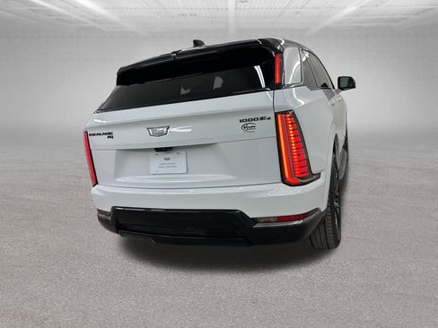 Certified 2025 Cadillac Escalade IQ Sport 2 w/ LPO, ONYX Package image 10