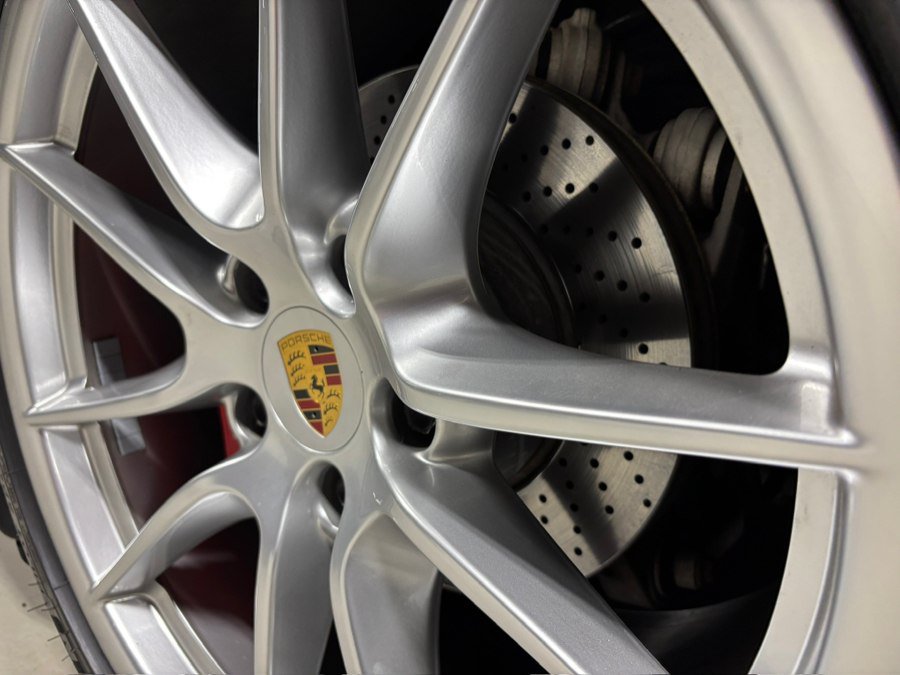 Used 2013 Porsche 911 Carrera 4S w/ Bose Audio Pkg AWD/4WD image 17
