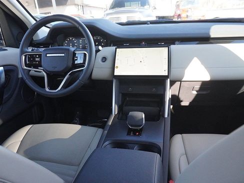 Used 2024 Land Rover Discovery Sport S image 45