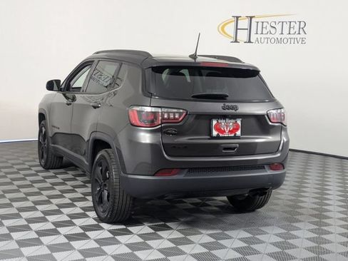 Used 2019 Jeep Compass Latitude AWD/4WD image 7