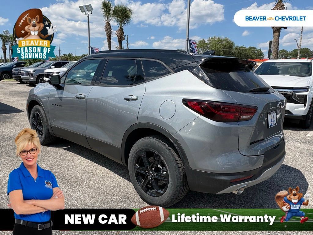 New 2025 Chevrolet Blazer LT w/ Midnight/Sport Edition AWD/4WD image 5