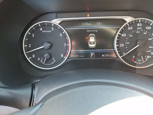 Used 2024 Nissan Sentra SV image 19