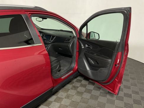 Used 2019 Buick Encore Sport Touring w/ Safety Package FWD image 34