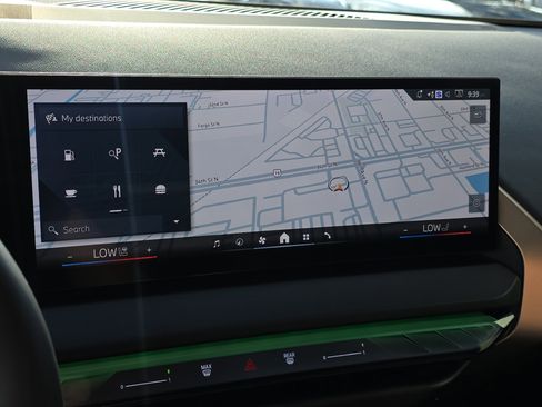 Used 2025 BMW X3 xDrive30i image 24