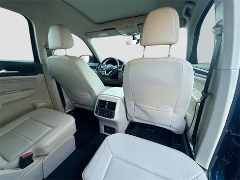 Used 2021 Volkswagen Atlas SE w/ Panoramic Sunroof Package image 31