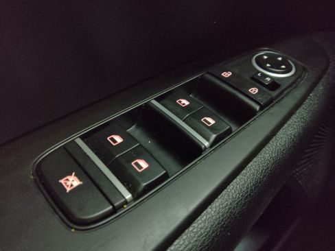 Used 2024 Kia Forte LXS FWD image 27