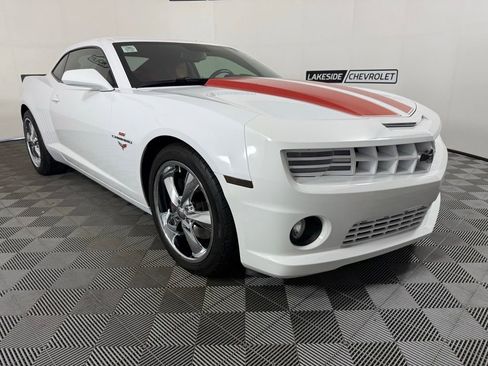 Used 2010 Chevrolet Camaro SS w/ RS Package RWD image 8