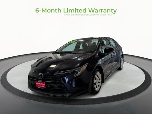 Used 2026 Toyota Corolla LE FWD image 3