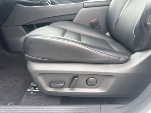 Used 2023 Nissan Rogue SV w/ SV Premium Package image 21