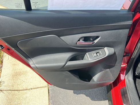 New 2026 Nissan Sentra SR w/ Floor Mat Package FWD image 17