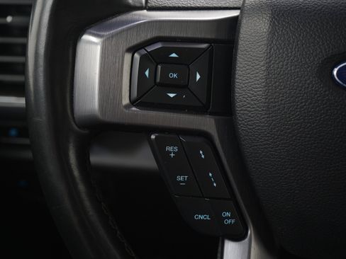 Used 2020 Ford Expedition Platinum AWD/4WD image 27