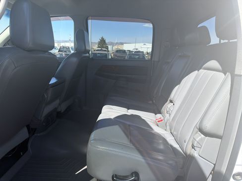 Used 2006 Dodge Ram 2500 Truck Laramie AWD/4WD image 9