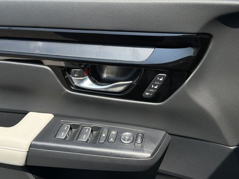 Used 2025 Honda CR-V EX-L image 22