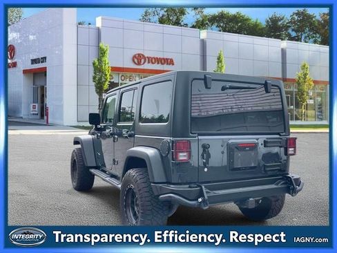 Used 2017 Jeep Wrangler Unlimited Sport w/ Quick Order Package 24S AWD/4WD image 8