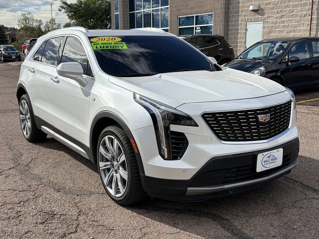 Used 2020 Cadillac XT4 Premium Luxury AWD/4WD image 1