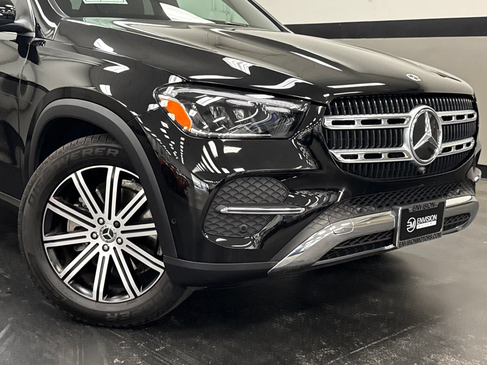 Used 2026 Mercedes-Benz GLE 350 4MATIC image 3