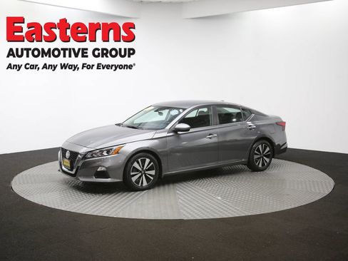 Used 2022 Nissan Altima 2.5 SV image 44