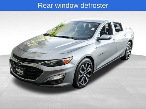 Used 2025 Chevrolet Malibu RS image 12