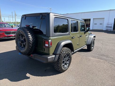 Used 2023 Jeep Wrangler Unlimited w/ Cold Weather Group AWD/4WD image 6