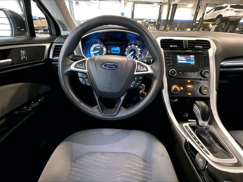 Used 2016 Ford Fusion S FWD image 17