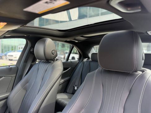 Used 2022 Mercedes-Benz E 350 Sedan image 37