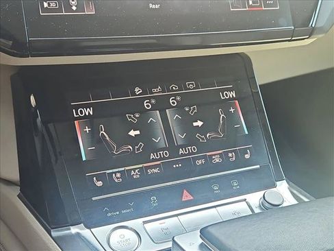 Used 2019 Audi e-tron Premium Plus AWD/4WD image 14