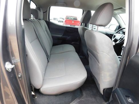 Used 2021 Toyota Tacoma SR image 4