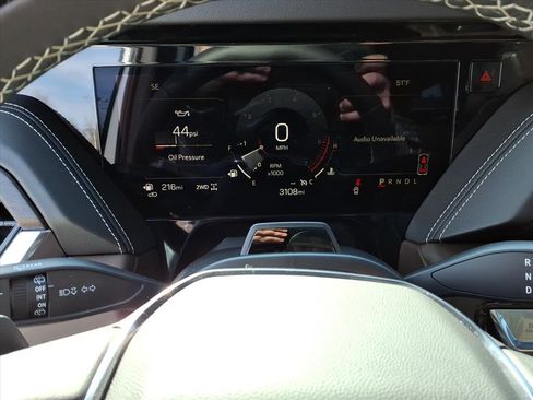 Used 2025 GMC Yukon Denali Ultimate w/ LPO, Floor Liner Package image 21