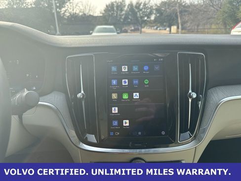Certified 2023 Volvo S60 B5 Plus image 21