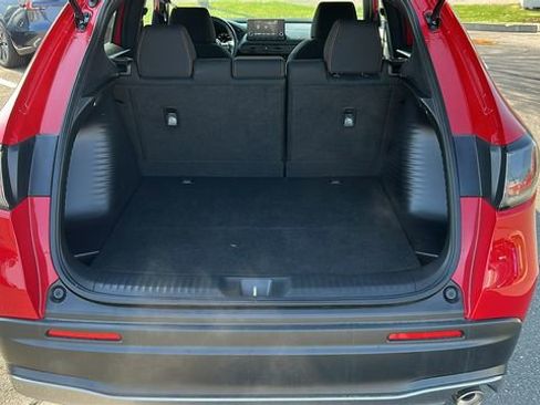 Used 2025 Honda HR-V Sport image 24