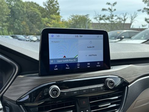 Used 2020 Ford Escape Titanium image 20