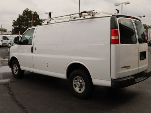 Used 2013 Chevrolet Express 2500 image 8