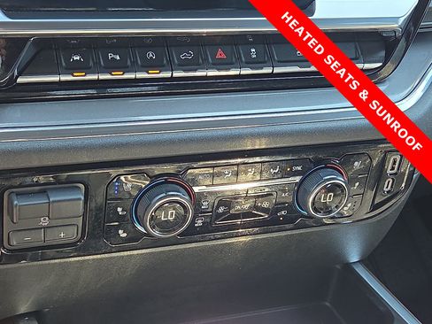 Used 2023 Chevrolet Silverado 1500 High Country w/ High Country Premium Package AWD/4WD image 19