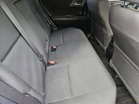 Used 2018 Toyota Corolla iM image 18
