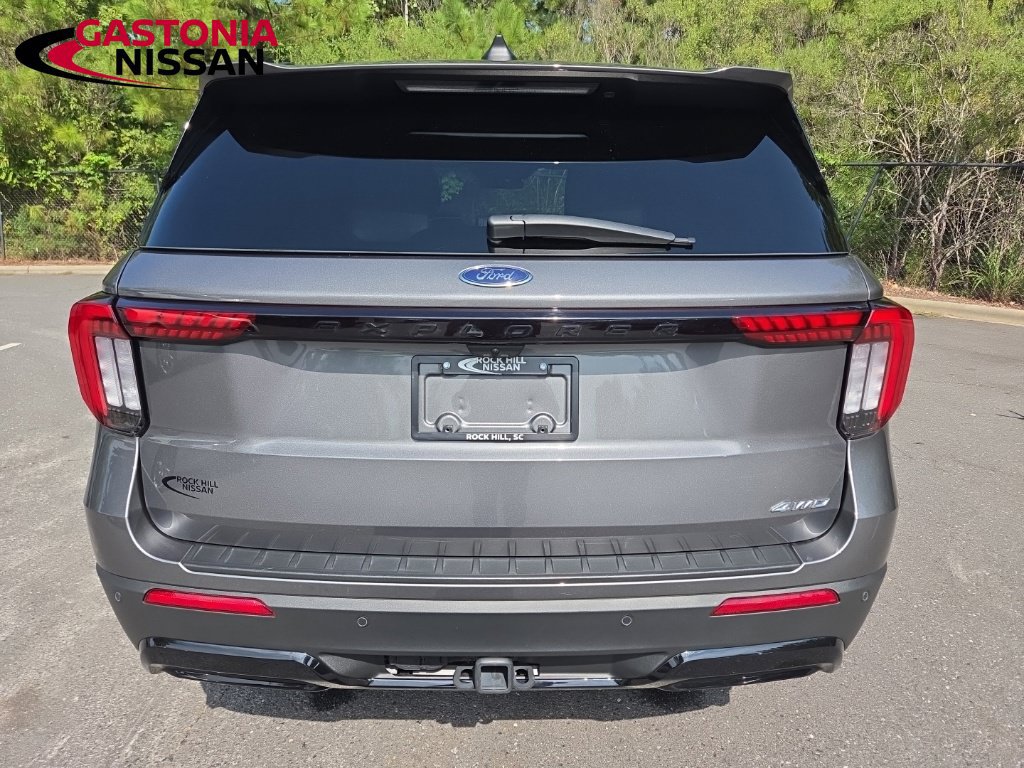 Used 2025 Ford Explorer ST-Line AWD/4WD image 7