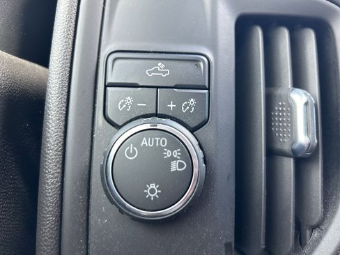 Used 2024 Chevrolet Silverado 1500 W/T w/ Trailering Package image 24