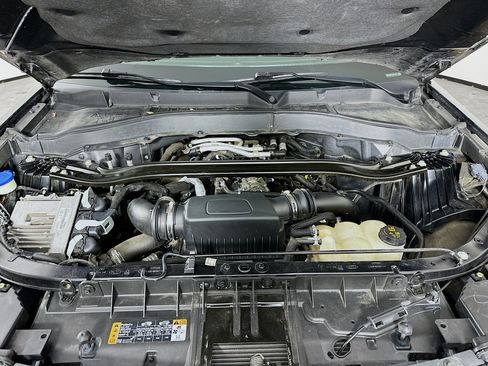 Used 2020 Ford Explorer ST w/ ST Street Pack image 39