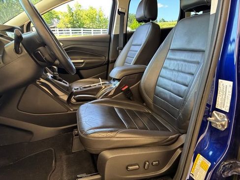 Used 2016 Ford Escape Titanium AWD/4WD image 10