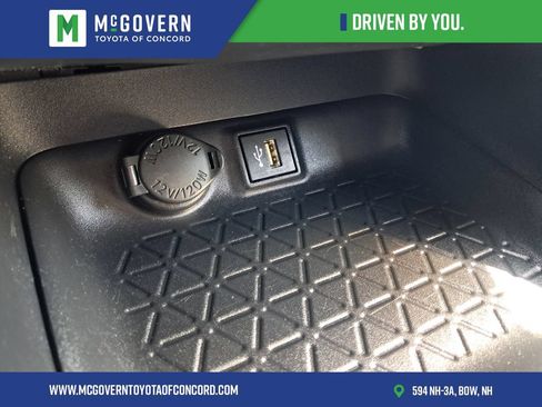 Used 2024 Toyota RAV4 XLE w/ Convenience Package AWD/4WD image 26