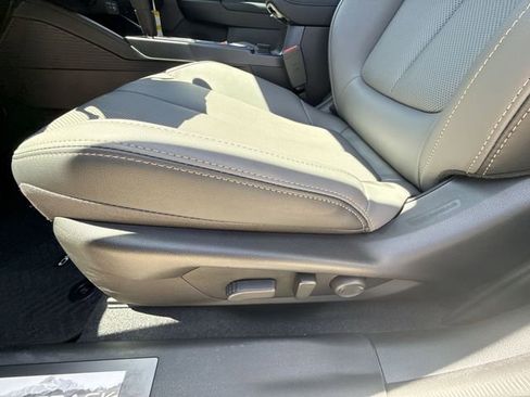 New 2026 Subaru Outback Limited AWD/4WD image 12