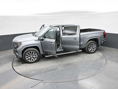 Used 2025 GMC Sierra 1500 Denali w/ Denali Reserve Package AWD/4WD image 50