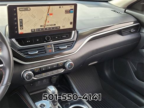 Used 2024 Nissan Altima 2.5 SR w/ SR Premium Package image 28