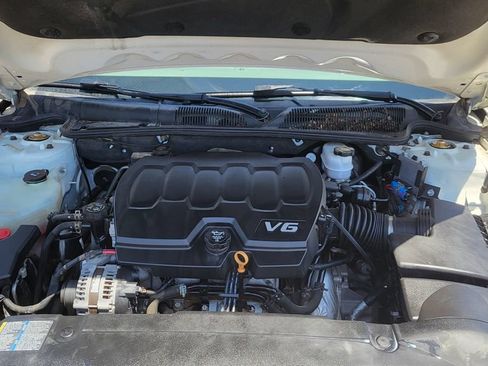 Used 2009 Buick Lucerne CXL FWD image 35