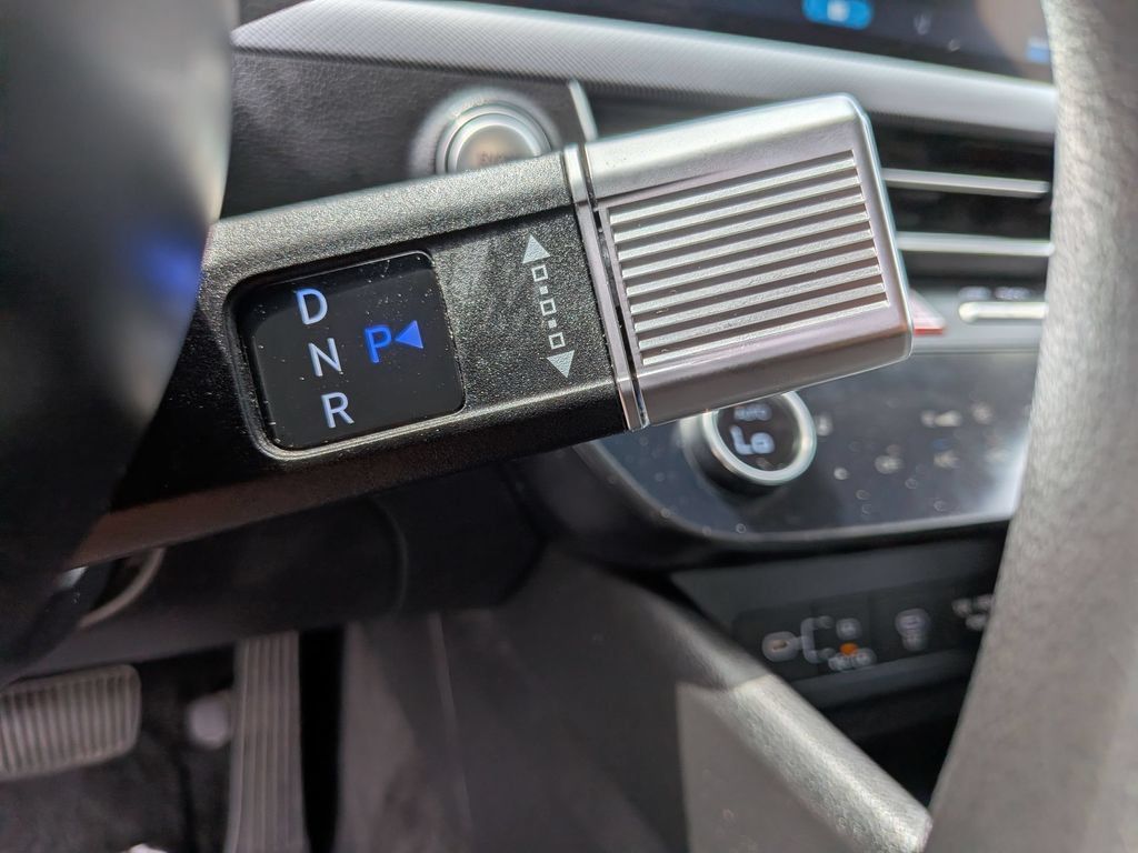 Used 2025 Hyundai Sonata SEL FWD image 20